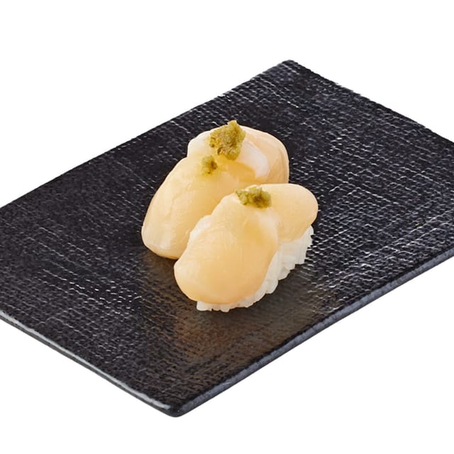 Hotate [Scallop] Nigiri (2pcs).